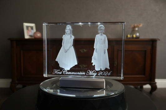 First Communion in 28cm x 12cm x 4cm crystal. Images are in 3D.